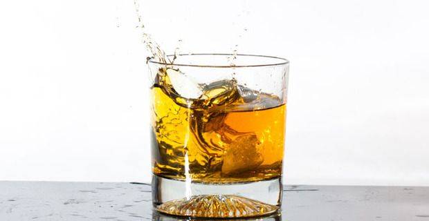 Glass of Malt Whisky Splash
