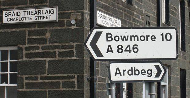 Isle of Islay Signpost - Bowmore & Ardbeg